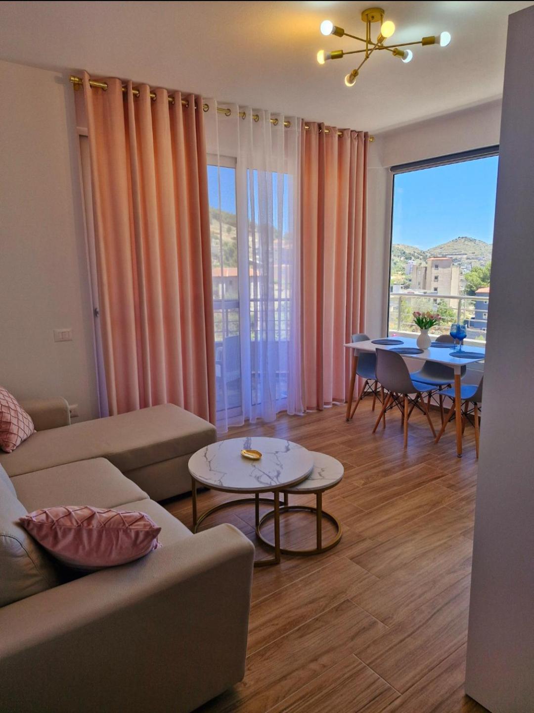 Villa Virginia Sarandë エクステリア 写真