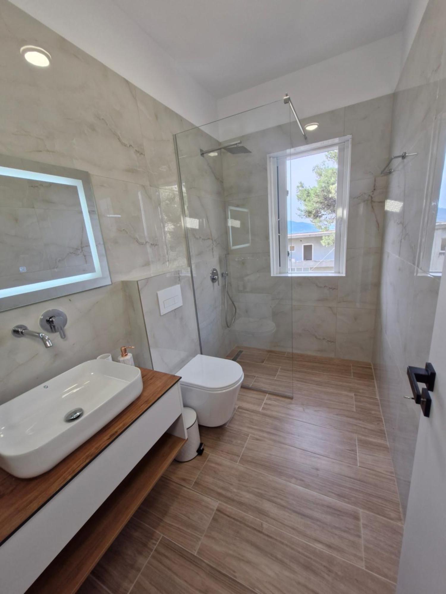 Villa Virginia Sarandë エクステリア 写真