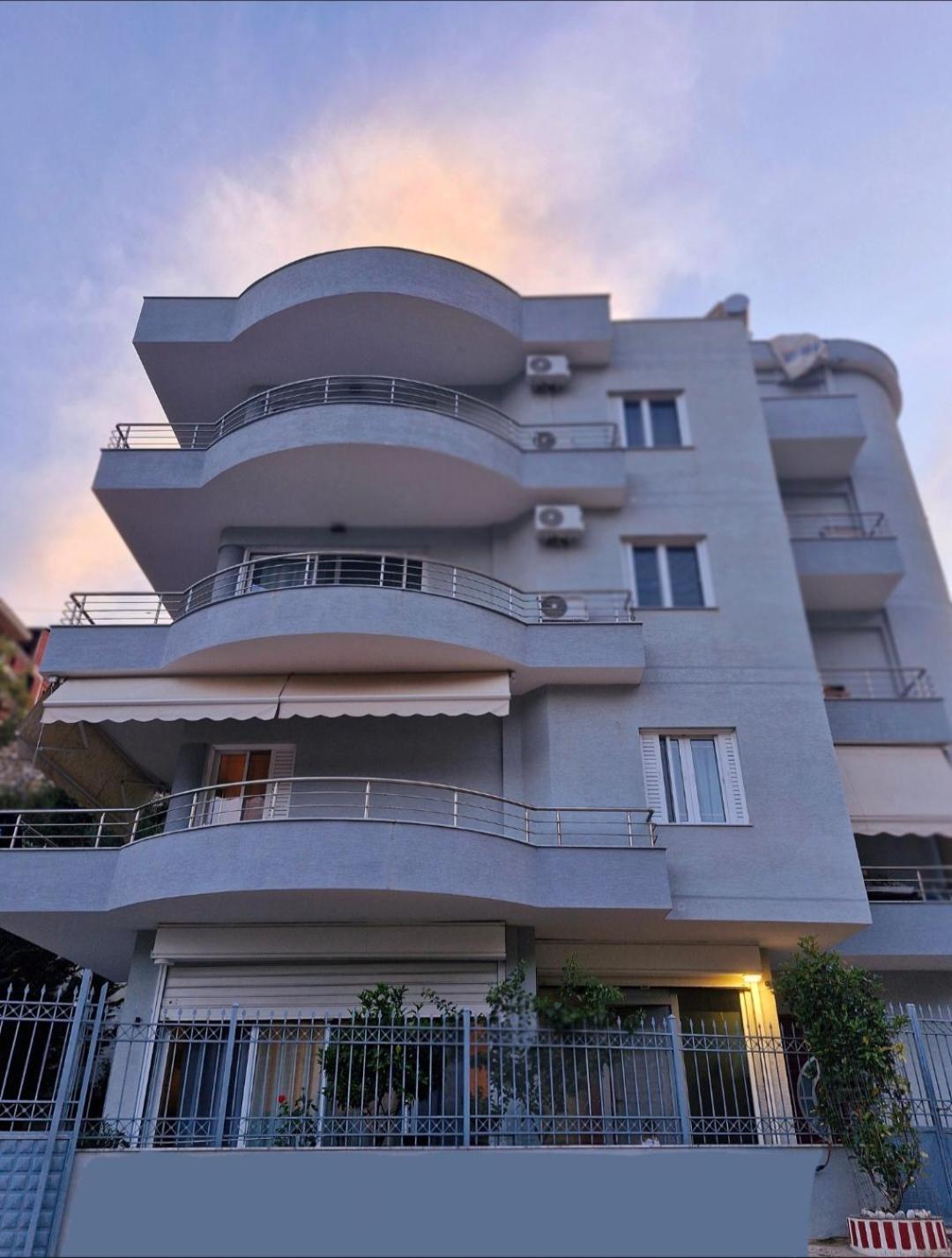 Villa Virginia Sarandë エクステリア 写真