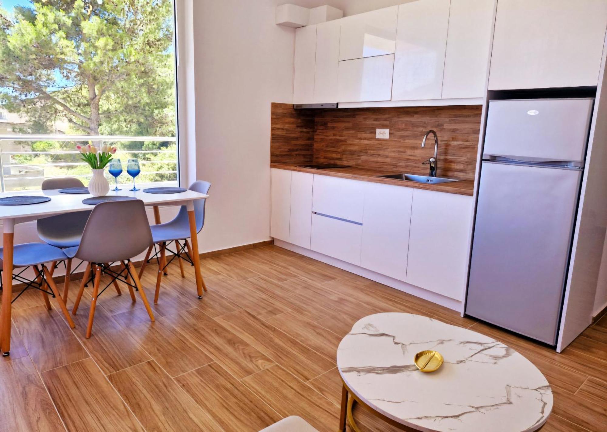 Villa Virginia Sarandë エクステリア 写真